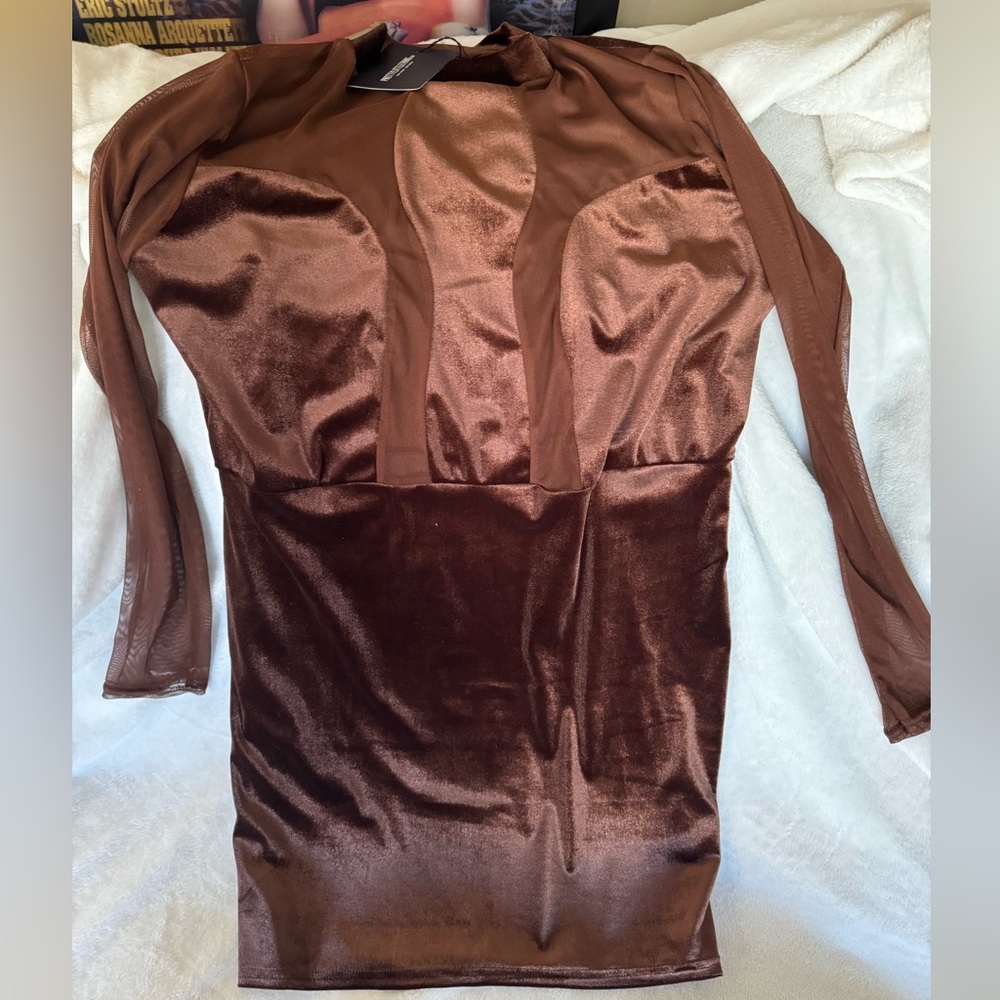 Pretty Little Thing Long Sleeve Mini Dress - Chocolate Velvet - UK Size 20